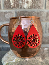 Load image into Gallery viewer, Wooden Flower Earrings
